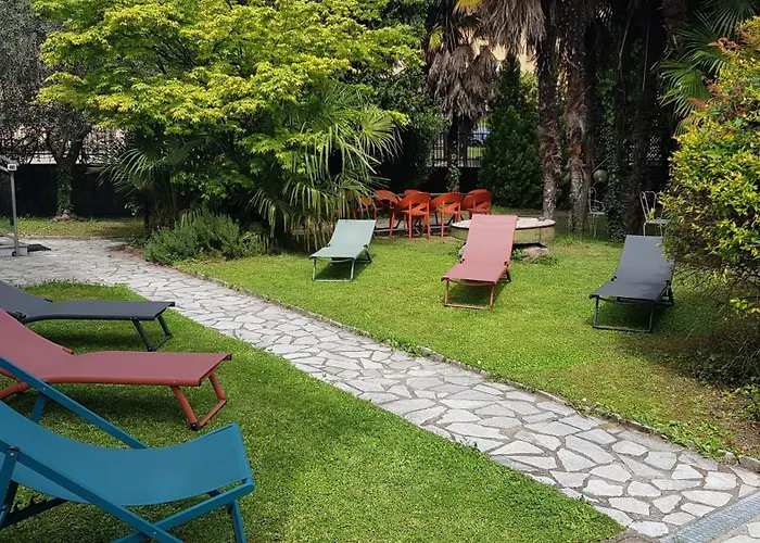 Casa Emilia Willa Dongo